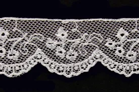 1" White Floral Netted Edging Lace (Made in England)