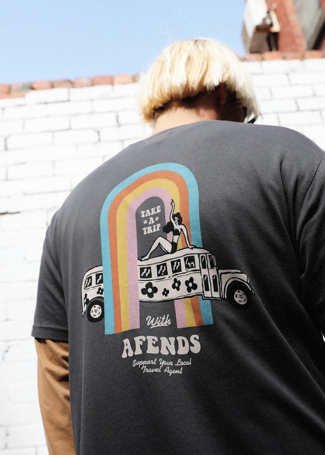 Afends Mens Trippin - Retro Fit Tee