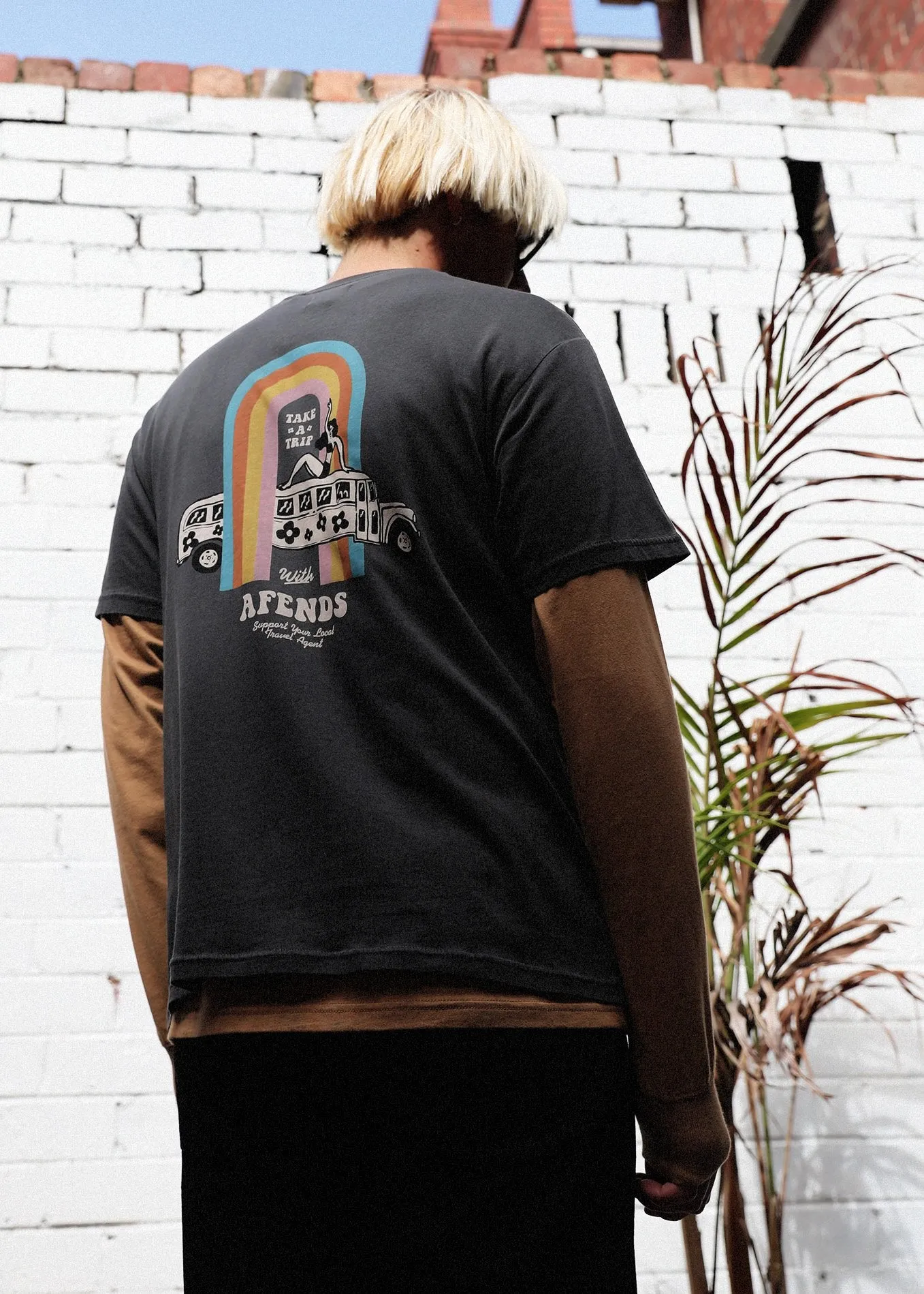 Afends Mens Trippin - Retro Fit Tee