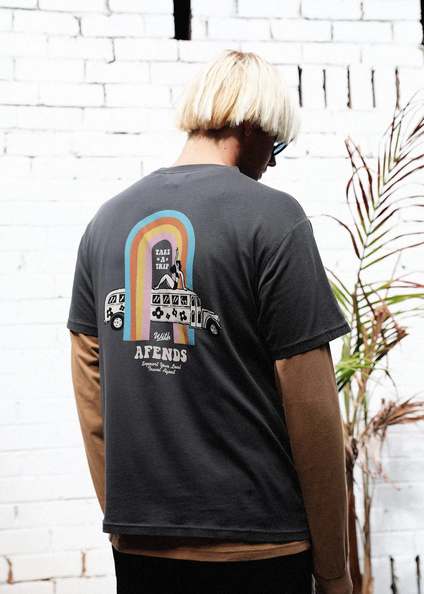 Afends Mens Trippin - Retro Fit Tee