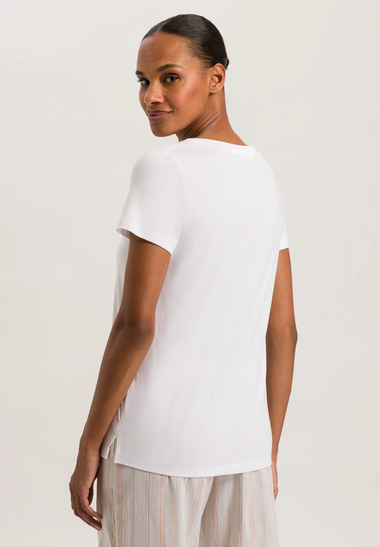 Sleep And Lounge V-Neck T-Shirt | White 77876-101