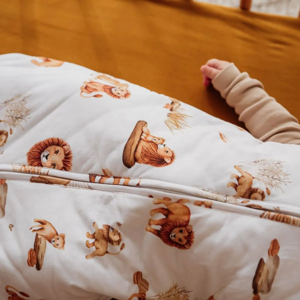 Snuggle Hunny Organic Jersey Sleeping Bag 2.5 TOG - Lion